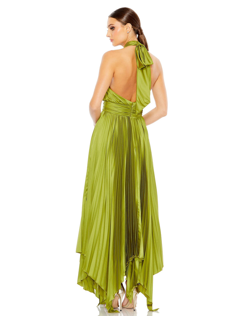 Pleated halterneck asymmetrical hem gown - Apple Green