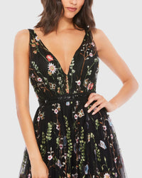 Floral embroidered sleeveless A Line gown - Black