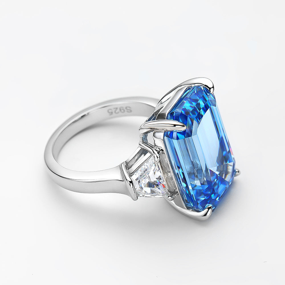 Princess Diana's Aquamarine ring